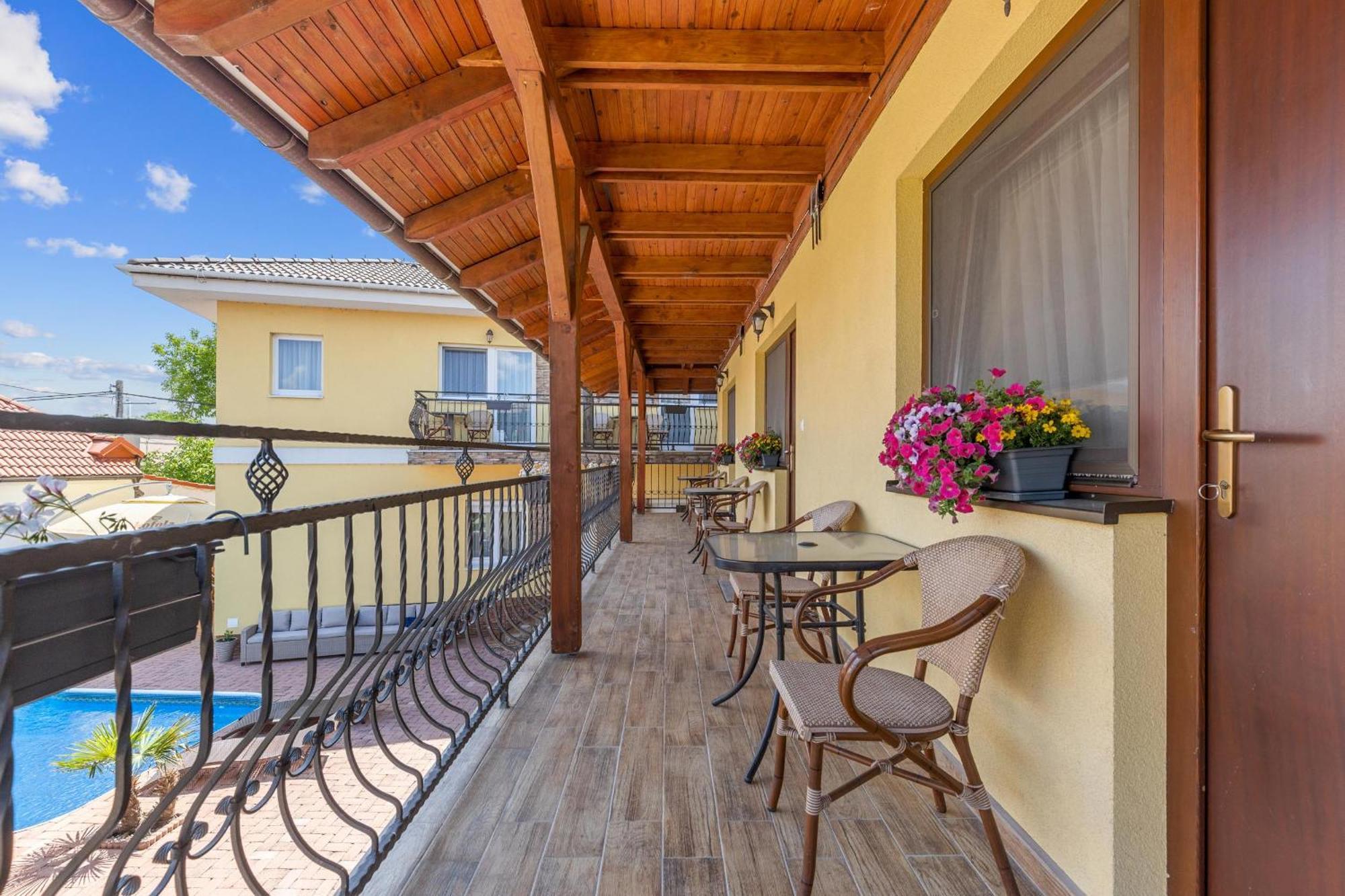 Penzión Heléné Veľký Meder Exterior foto
